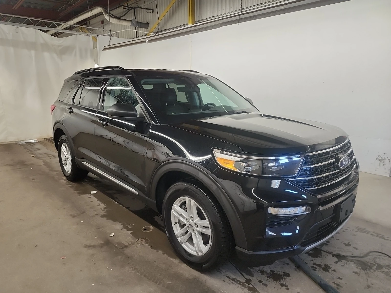 Ford Explorer XLT 4WD, снимка 2 - Автомобили и джипове - 54492190