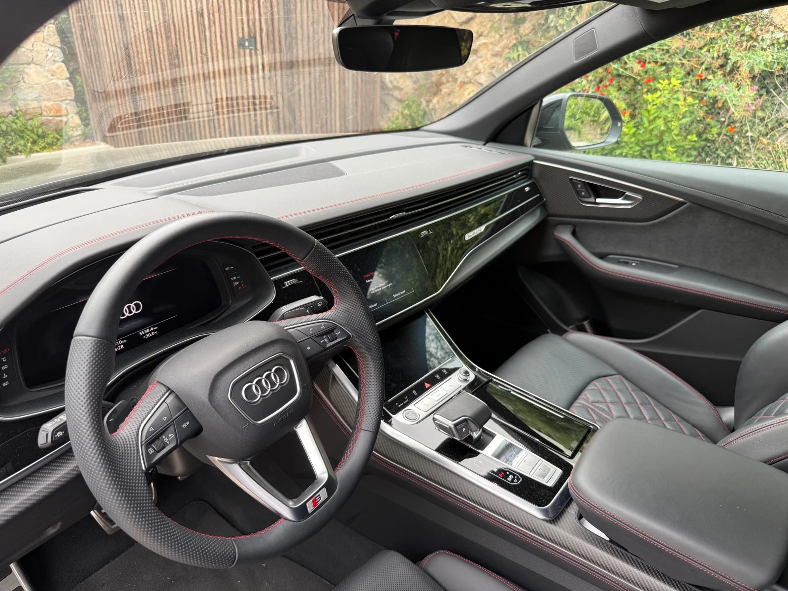 Audi Q8 S-Line 50TDI quattro, снимка 12 - Автомобили и джипове - 55003271
