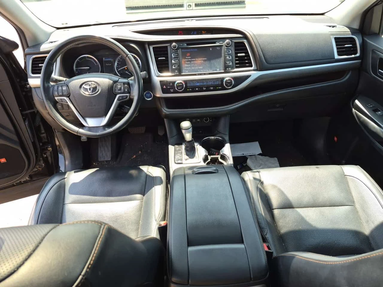 Toyota Highlander HYBRID LIMITED/CARFAX/Кожа/Подгрев/Шибедах/2 Ключа, снимка 10 - Автомобили и джипове - 55441163