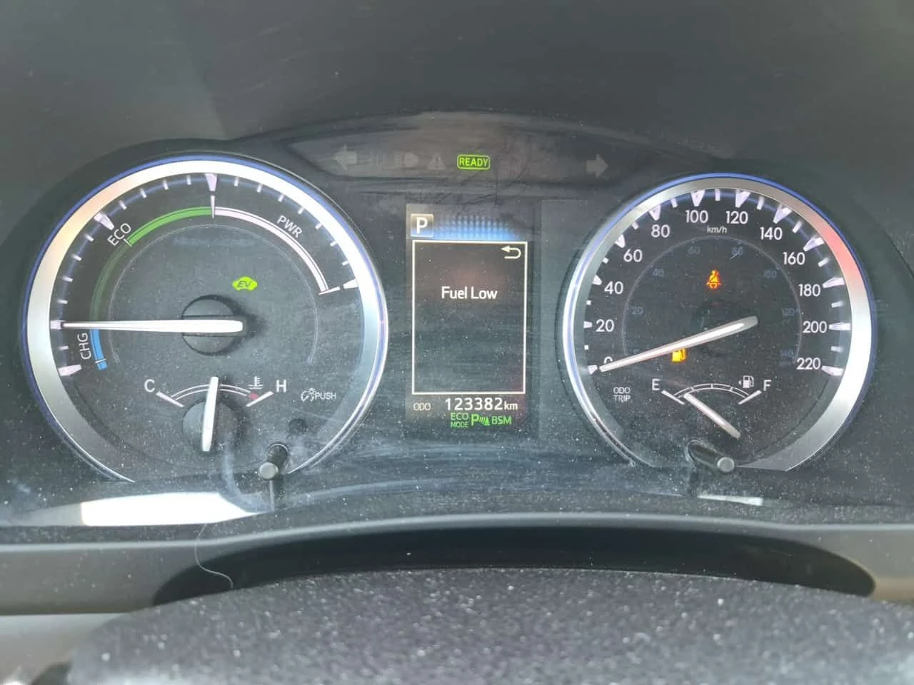 Toyota Highlander HYBRID LIMITED/CARFAX/Кожа/Подгрев/Шибедах/2 Ключа, снимка 9 - Автомобили и джипове - 55441163