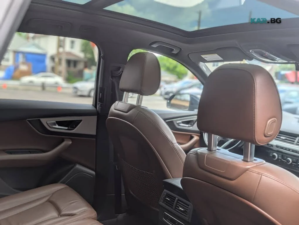 Audi Q7 ПОДГРЕВ* КАМЕРА* KEYLESS* КРАЙНАЦЕНА, снимка 11 - Автомобили и джипове - 55695478