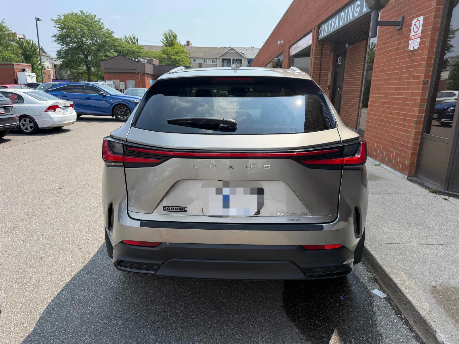 Lexus NX 350h * CARFAX *  ОПЦИЯ ЗА ФИНАНСИРАНЕ, снимка 14 - Автомобили и джипове - 55850161