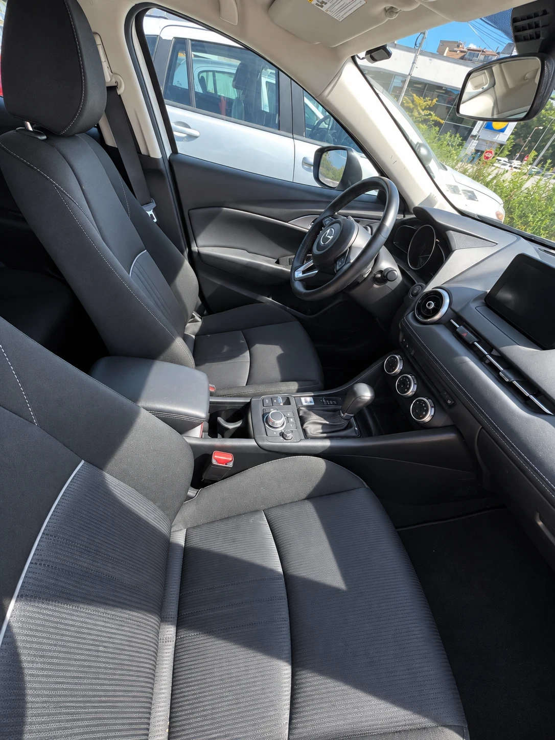 Mazda CX-3, снимка 5 - Автомобили и джипове - 56005468
