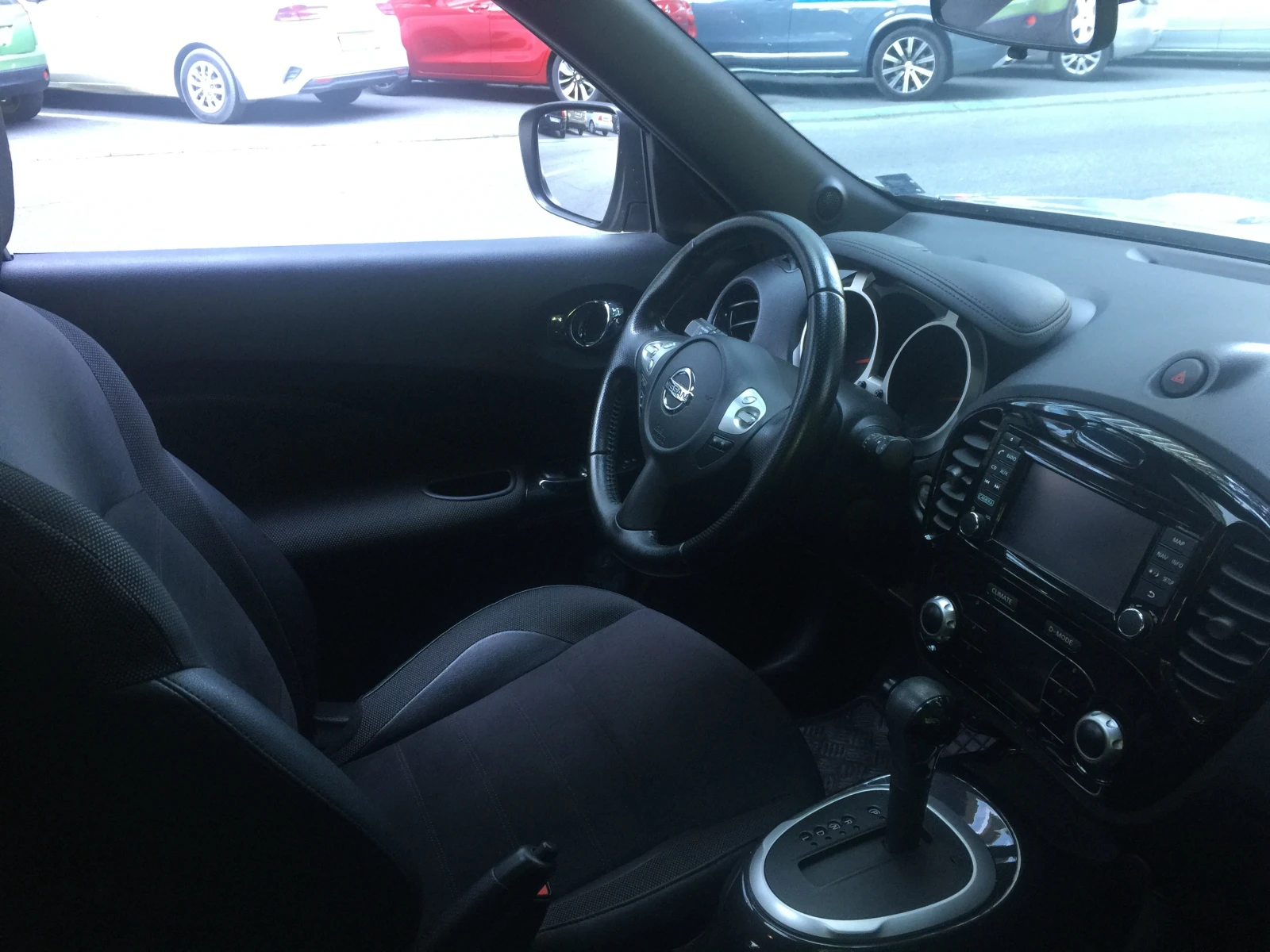 Nissan Juke, снимка 10 - Автомобили и джипове - 56262291