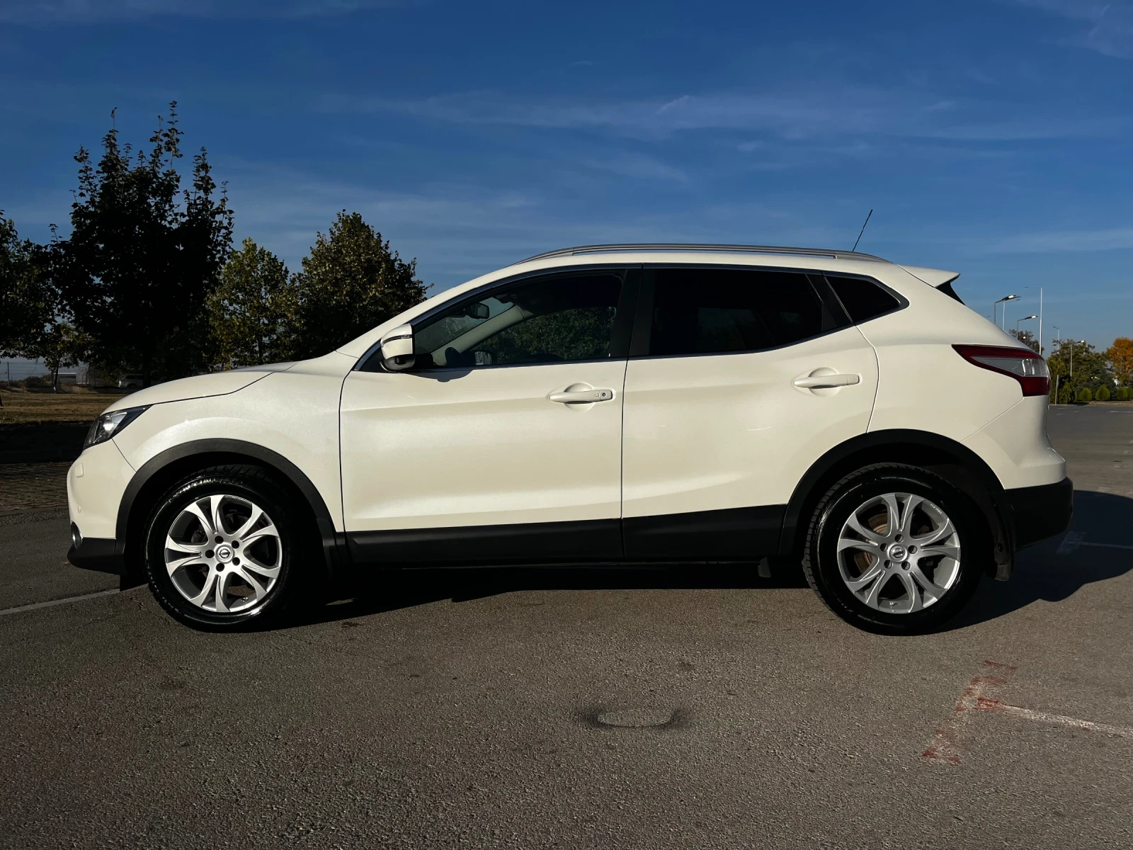 Nissan Qashqai 1, 6D-130k/�������/������-360/KEYLES/����/�������! | Mobile.bg � ����������� 3