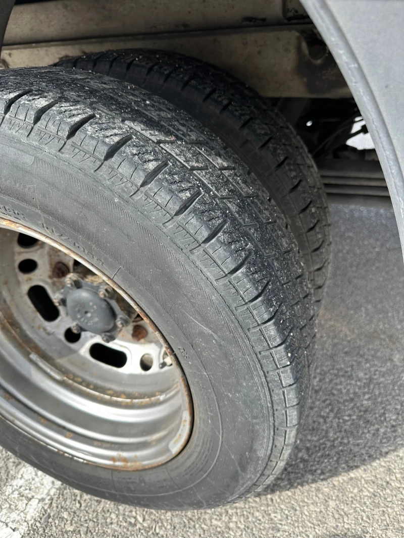 VW Crafter 2.5 D ДВОЙНА ГУМА, снимка 12 - Бусове и автобуси - 52033067