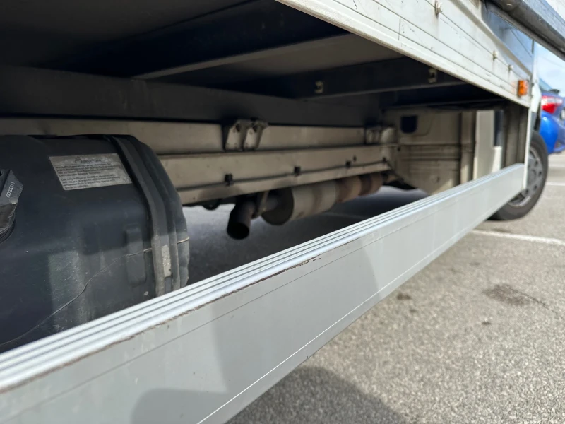 VW Crafter 2.5 D ДВОЙНА ГУМА, снимка 14 - Бусове и автобуси - 52033067