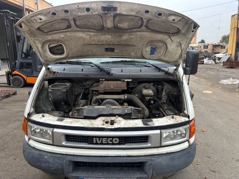 Iveco Daily, снимка 12 - Бусове и автобуси - 52702001