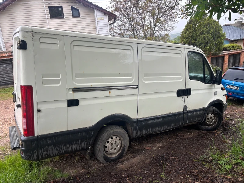 Iveco Daily, снимка 5 - Бусове и автобуси - 52702001