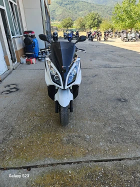     Kymco Downtown Perfekten 300 cc 2012godina
