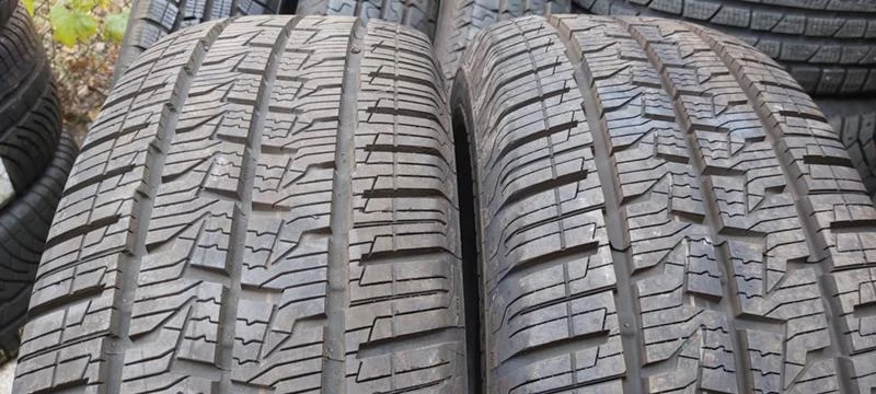 Гуми Всесезонни 215/65R16, снимка 1 - Гуми и джанти - 30574770