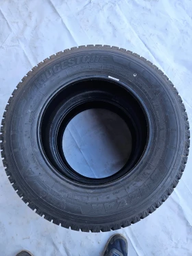 Гуми Зимни 225/65R16, снимка 5 - Гуми и джанти - 47957371