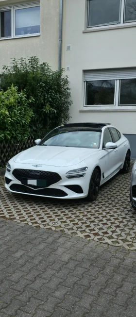 Genesis G70, снимка 2