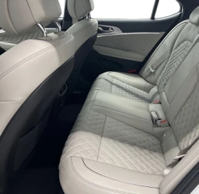 Genesis G70, снимка 8