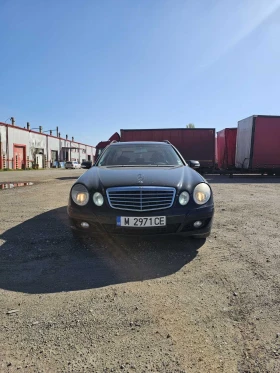 Mercedes-Benz E 220, снимка 1