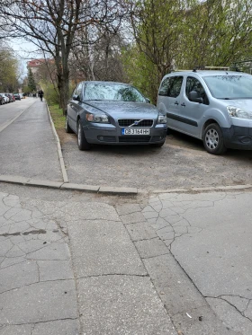 Volvo S40  - изображение 1