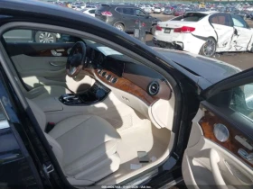 Mercedes-Benz E 300 ПОДГРЕВ* КАМЕРА* КЕЙЛЕС* LANE* ASSIST - 16500 € / 32271.19 лв. - 55979445 5