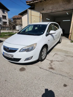 Opel Astra 1.7cdti - 3350 € / 6552.03 лв. - 92275721 3