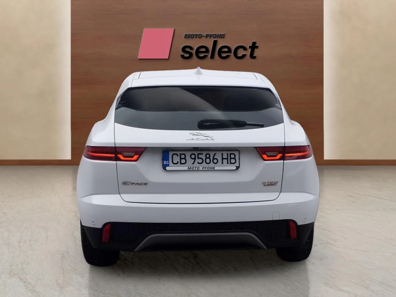 Jaguar E-pace 2.0D I4, снимка 6 - Автомобили и джипове - 48775195