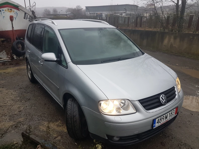 VW Touran, снимка 3 - Автомобили и джипове - 49522633