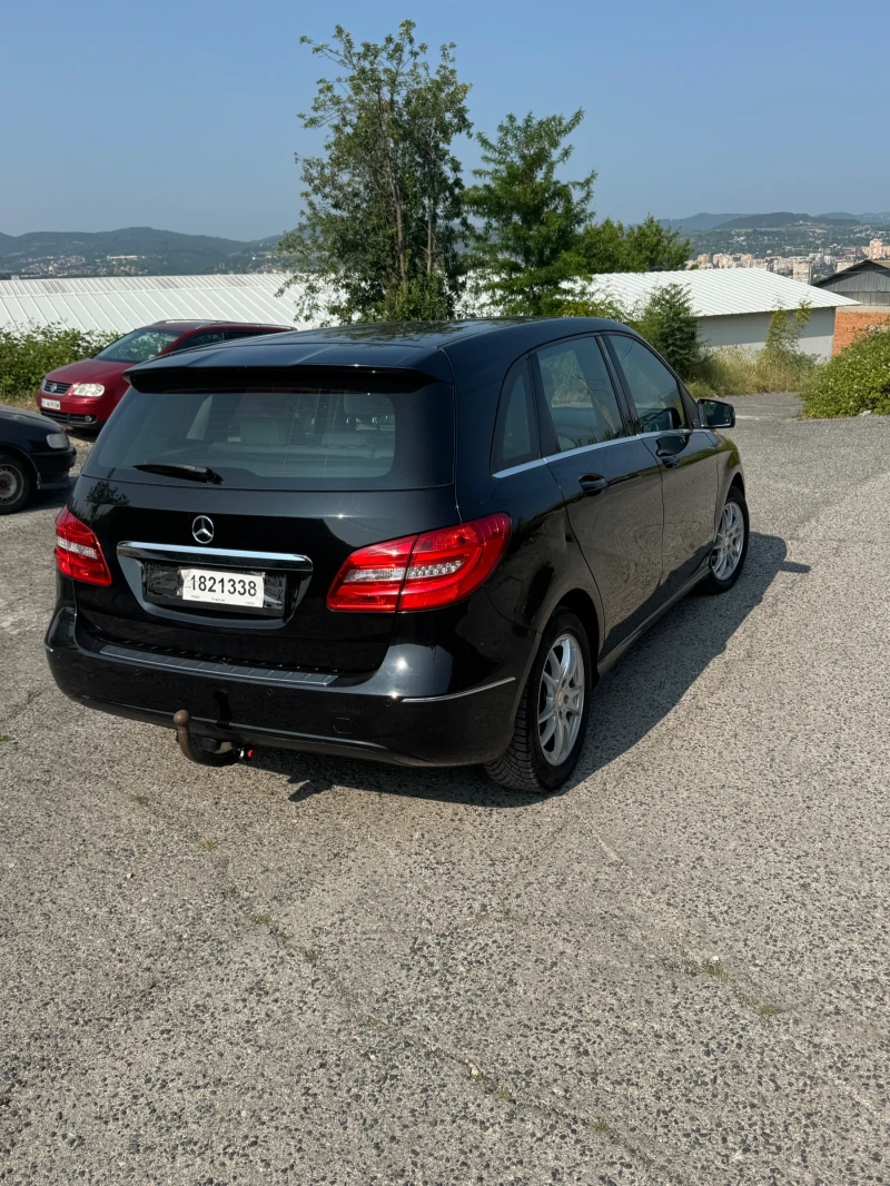 Mercedes-Benz B 200, снимка 15 - Автомобили и джипове - 52269714
