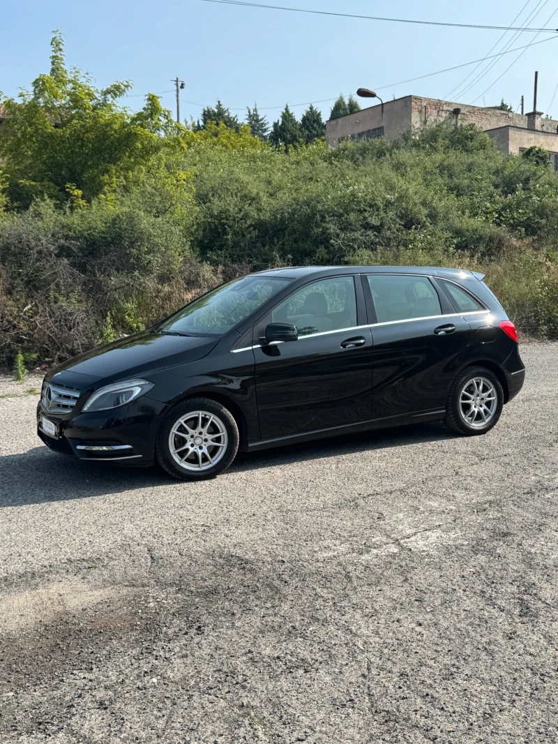 Mercedes-Benz B 200, снимка 13 - Автомобили и джипове - 52269714
