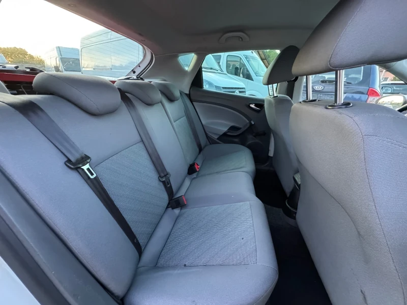Seat Ibiza 1.2 БЕНЗИН ЛИЗИНГ , снимка 14 - Автомобили и джипове - 51190892