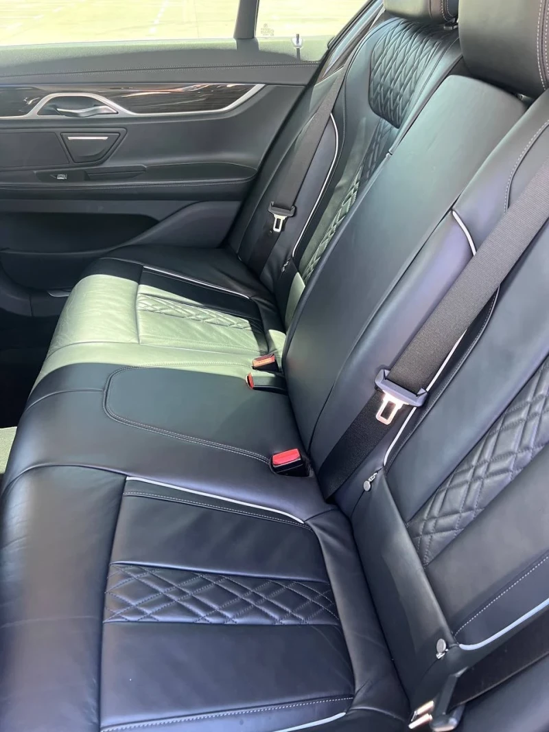 BMW 740 G11, снимка 16 - Автомобили и джипове - 51507503