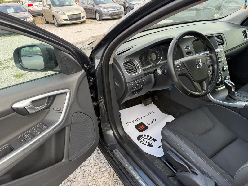 Volvo V60 D3 AUTOMAT, снимка 12 - Автомобили и джипове - 51747353