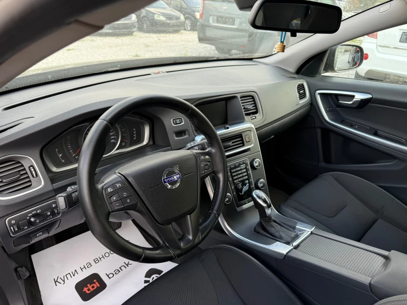 Volvo V60 D3 AUTOMAT, снимка 14 - Автомобили и джипове - 51747353