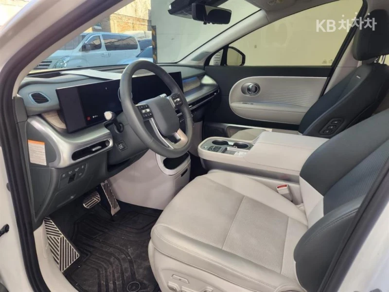 Hyundai IONIQ 9 EV AWD ЛИЗИНГ БЕЗ ПЪРВ.ВН, снимка 5 - Автомобили и джипове - 52773555
