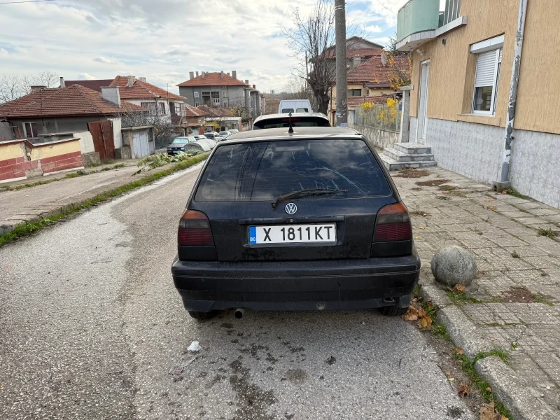 VW Golf, снимка 2 - Автомобили и джипове - 52512374