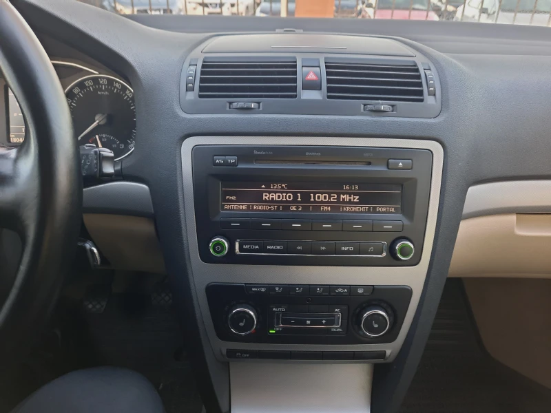 Skoda Octavia 1, 6 TDI 4x4, снимка 13 - Автомобили и джипове - 52637190