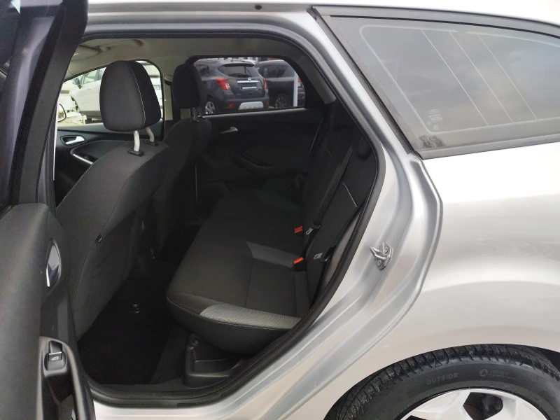 Ford Focus 1.6TDCi* EURO5B* KLIMATRONIK* , снимка 10 - Автомобили и джипове - 52770910