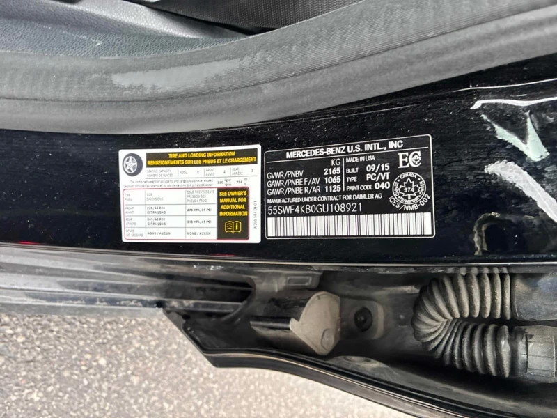 Mercedes-Benz C 300 * CARFAX * ЦЕНА ДО БГ, снимка 11 - Автомобили и джипове - 52867613