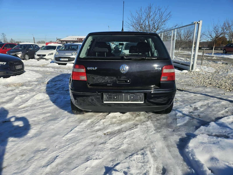 VW Golf 1.9TDI, снимка 4 - Автомобили и джипове - 52926985
