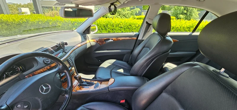 Mercedes-Benz E 280 4 matic, снимка 4 - Автомобили и джипове - 53090973