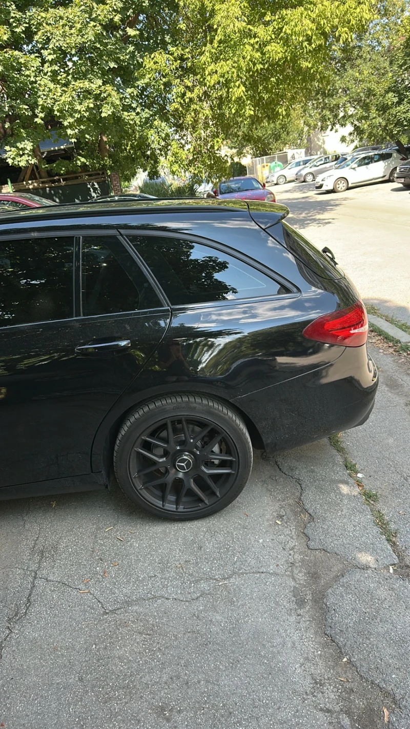 Mercedes-Benz 220, снимка 4 - Автомобили и джипове - 53124537