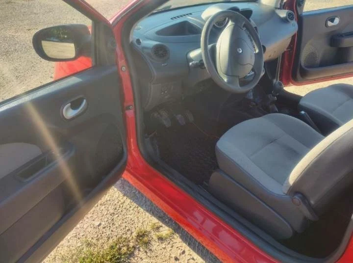 Renault Twingo, снимка 8 - Автомобили и джипове - 48308174