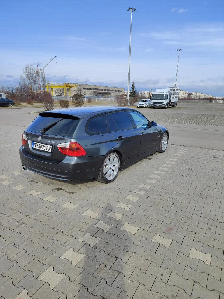 BMW 320, снимка 5 - Автомобили и джипове - 49262469