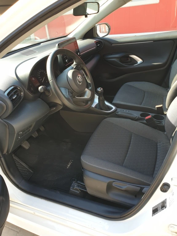 Toyota Yaris 2023/8200   | Mobile.bg   8
