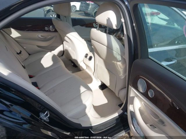 Mercedes-Benz E 300 ПОДГРЕВ* КАМЕРА* КЕЙЛЕС* LANE* ASSIST - изображение 8