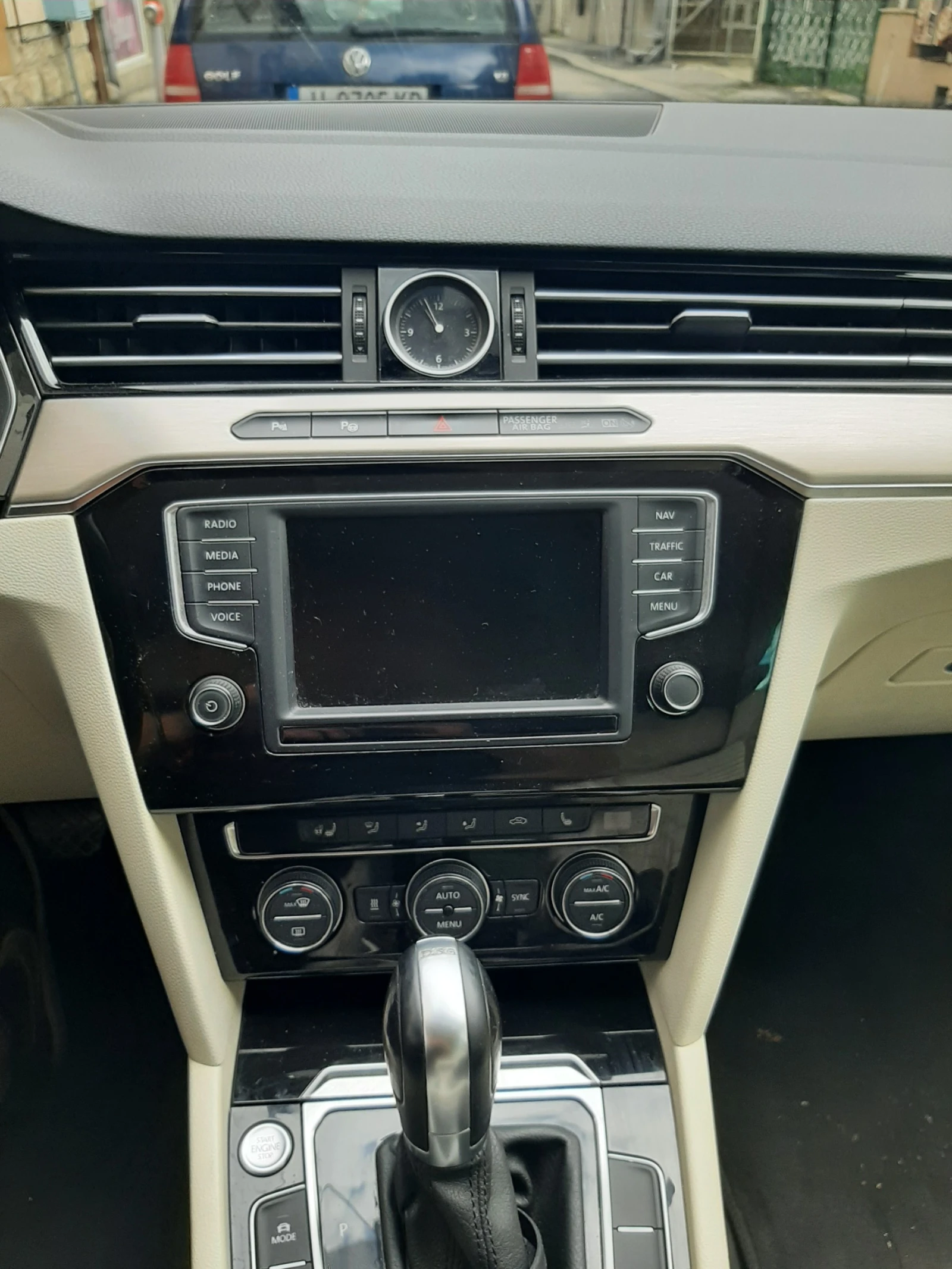 VW Passat 2.0 - изображение 10