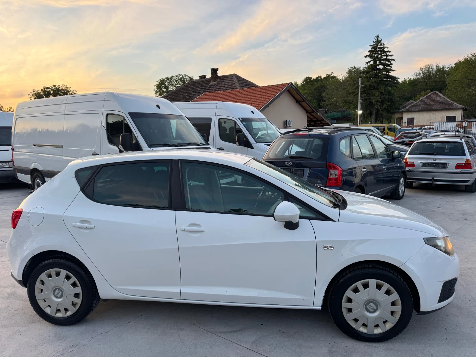 Seat Ibiza 1.2 БЕНЗИН ЛИЗИНГ  - изображение 4