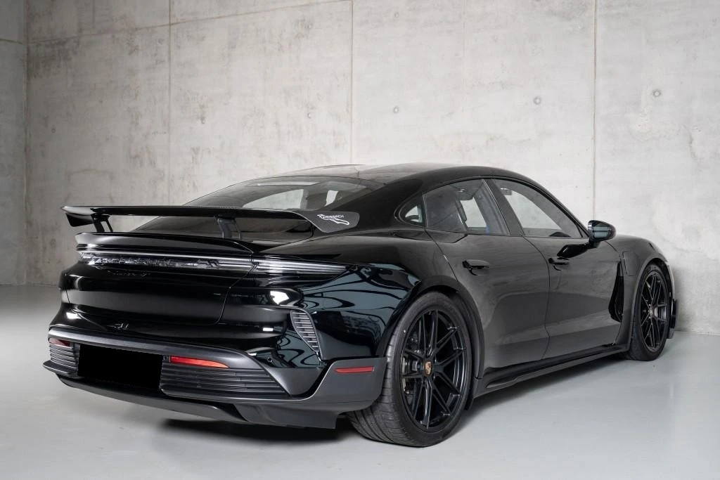 Porsche Taycan TURBO GT WEISSACH CERAMIC CARBON ACTIVE RIDE - изображение 4