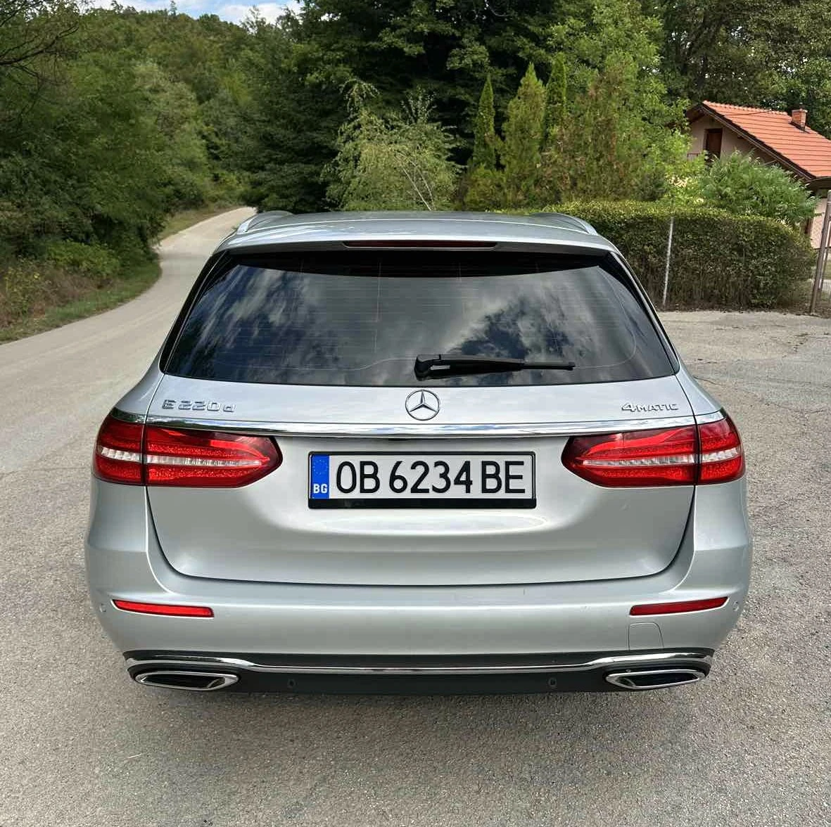 Mercedes-Benz E 220 4 MATIC - изображение 7
