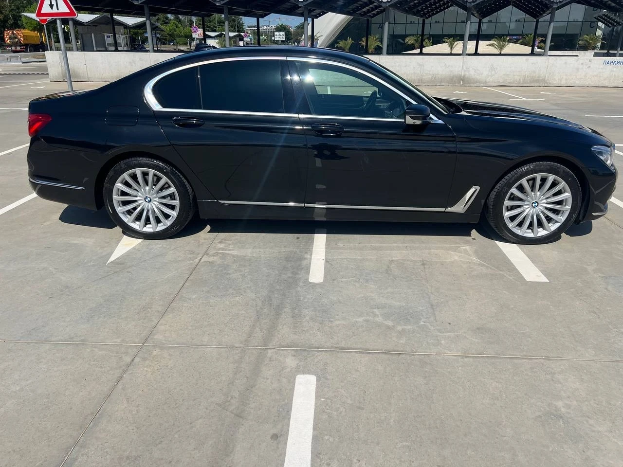 BMW 740 G11 - изображение 3