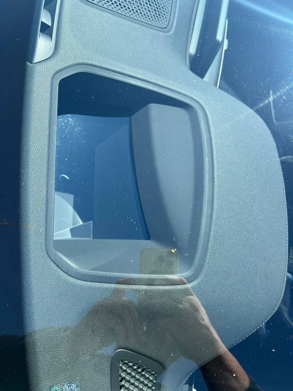 BMW 740 G11 | Mobile.bg   11