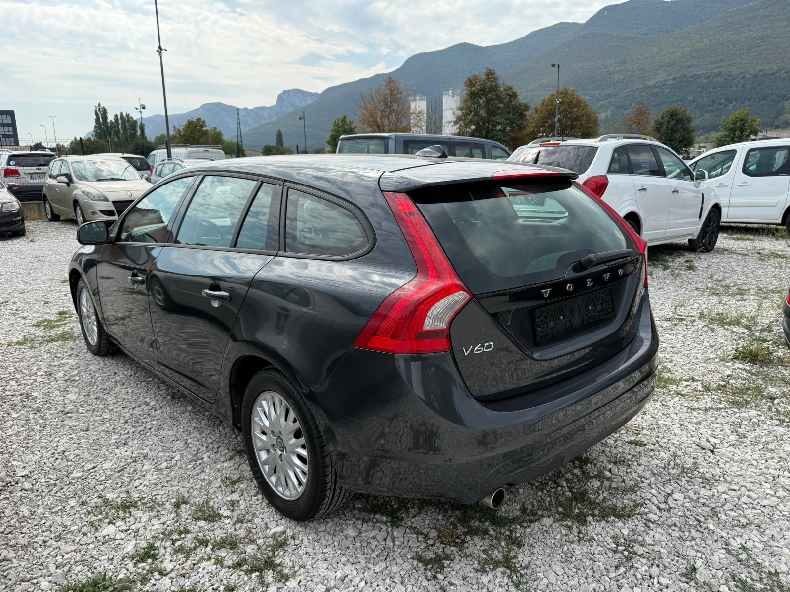 Volvo V60 D3 AUTOMAT - изображение 5