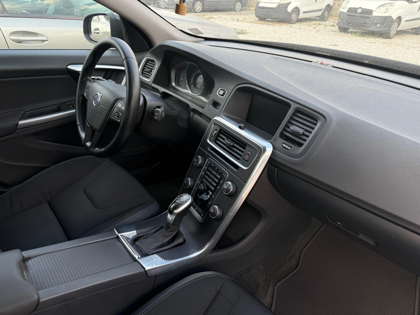 Volvo V60 D3 AUTOMAT - изображение 10